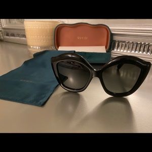 🔥NEW GUCCI oversized cat eye sunglasses NOT4SALE